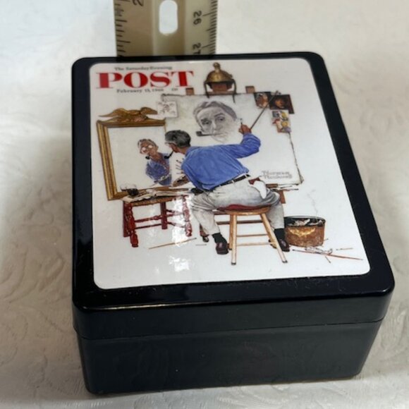 VTG Norman Rockwell Triple Self-Portrait Plastic Box w/Paper & Pencil 2.5"x3.25" - Picture 10 of 12